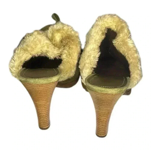 Gianni Bini Fur-Lined Mule Heels - Size 10M - Olive Green Suede - Picture 4 of 5